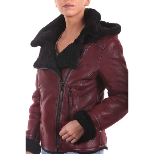 Arturo Heidi Rouge 4 Arturo Heidi Rouge – Image 2